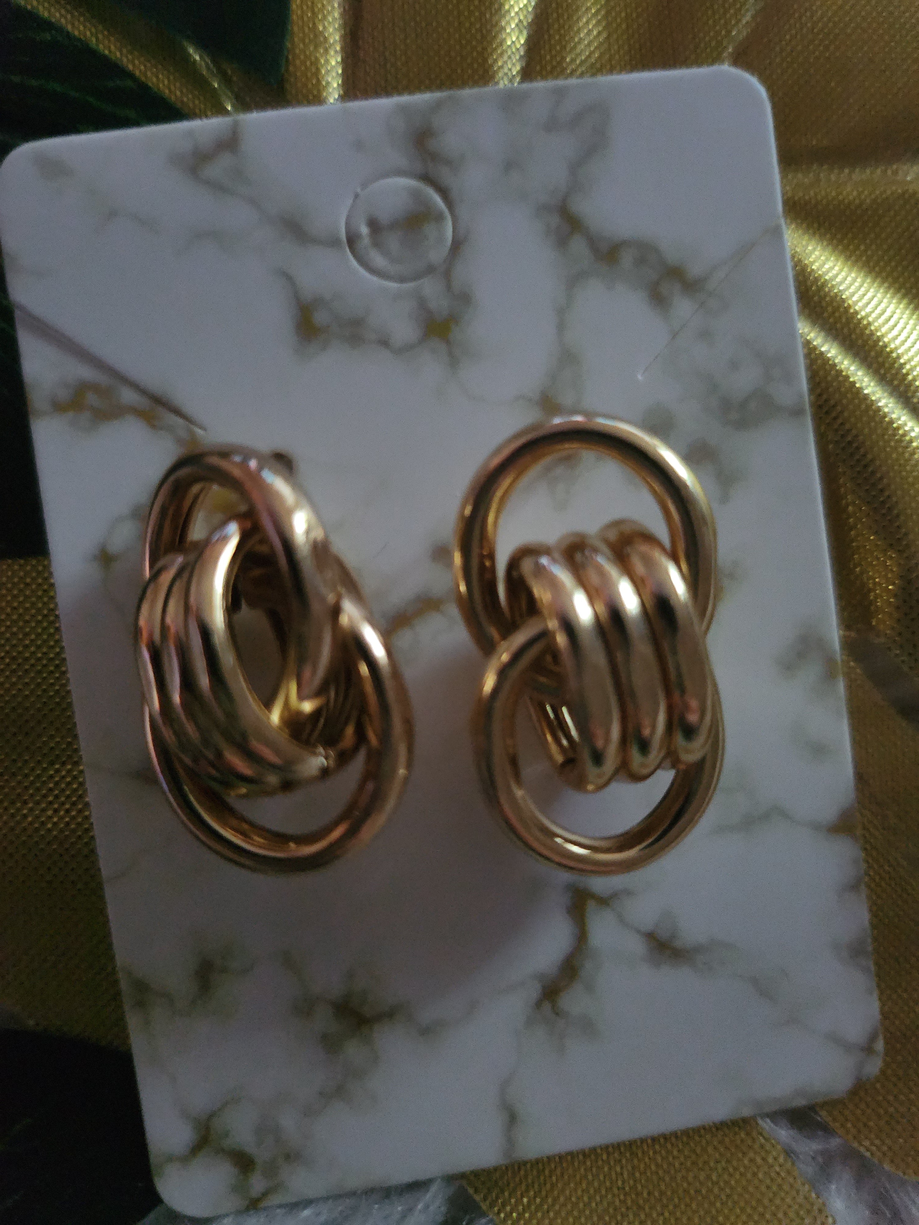 Little gold Earrings