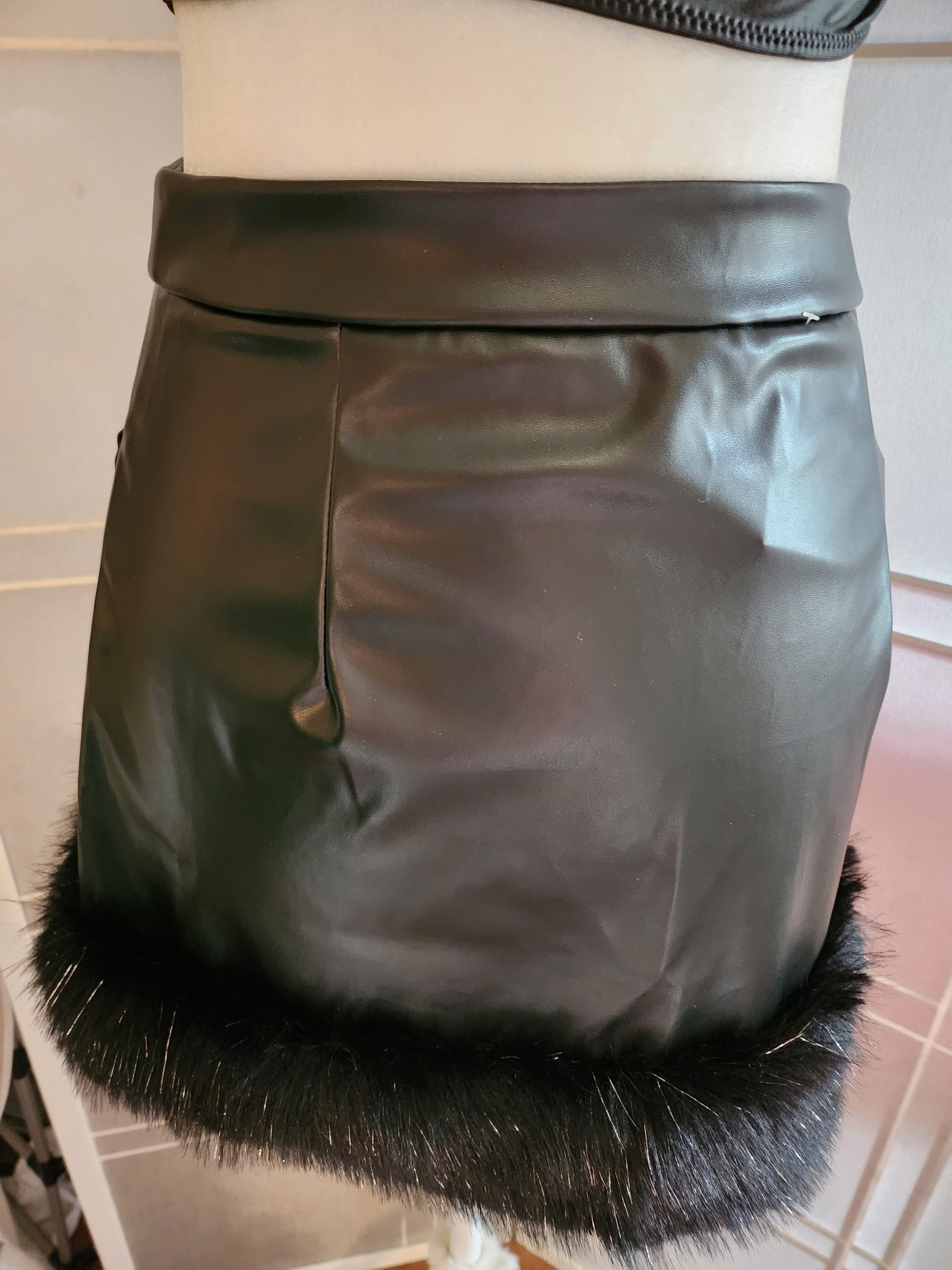BEBERLY LEATHER SKIRT