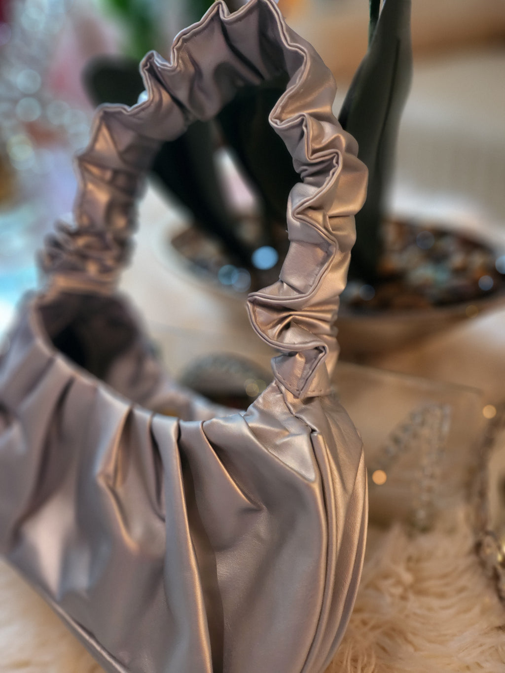 MARYTERE COLLECTION'S:Dorothy silver bag