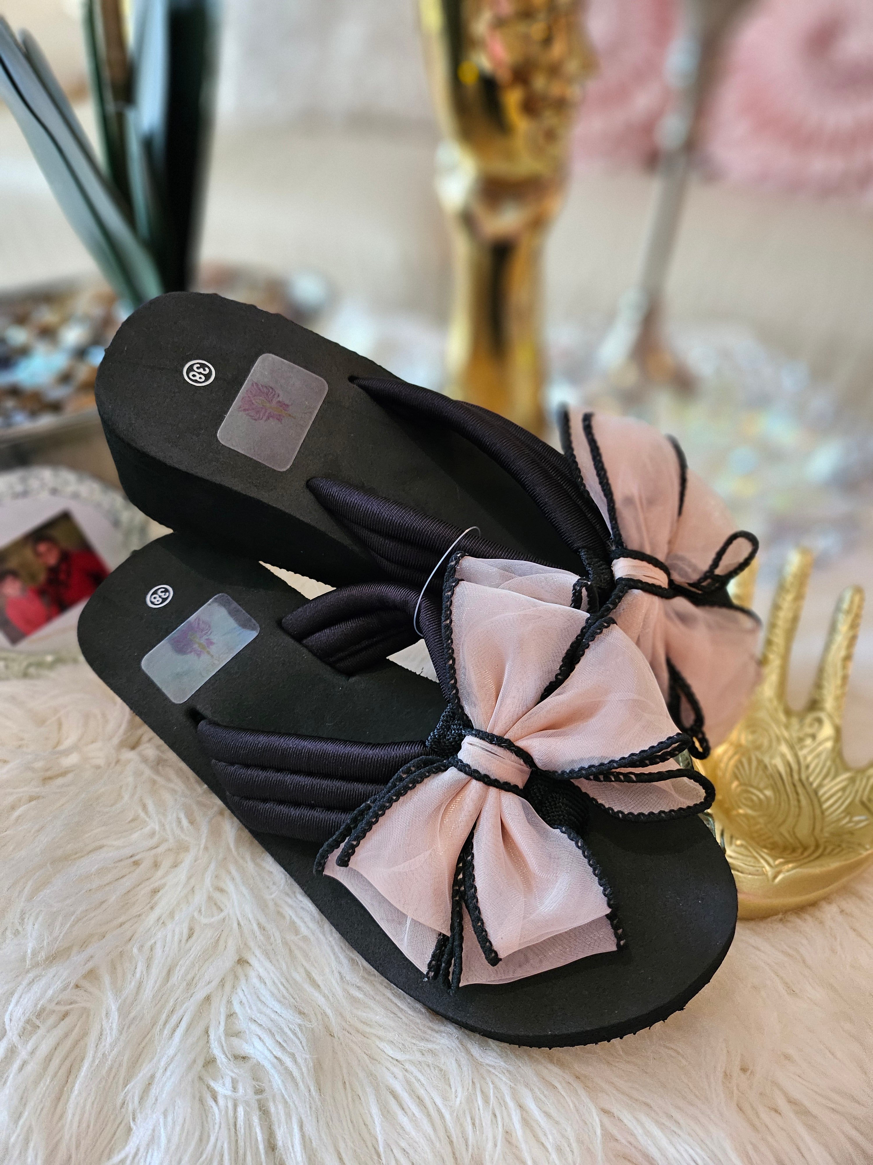 MARYTERE COLLECTIONS:Coquette beach sandals