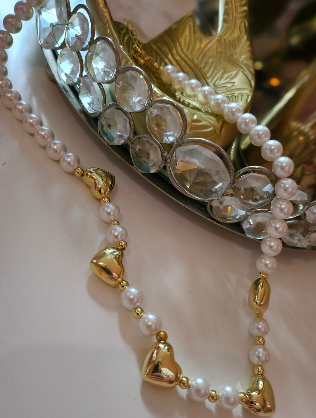 PEARLS AND HEARTS NECKLACE