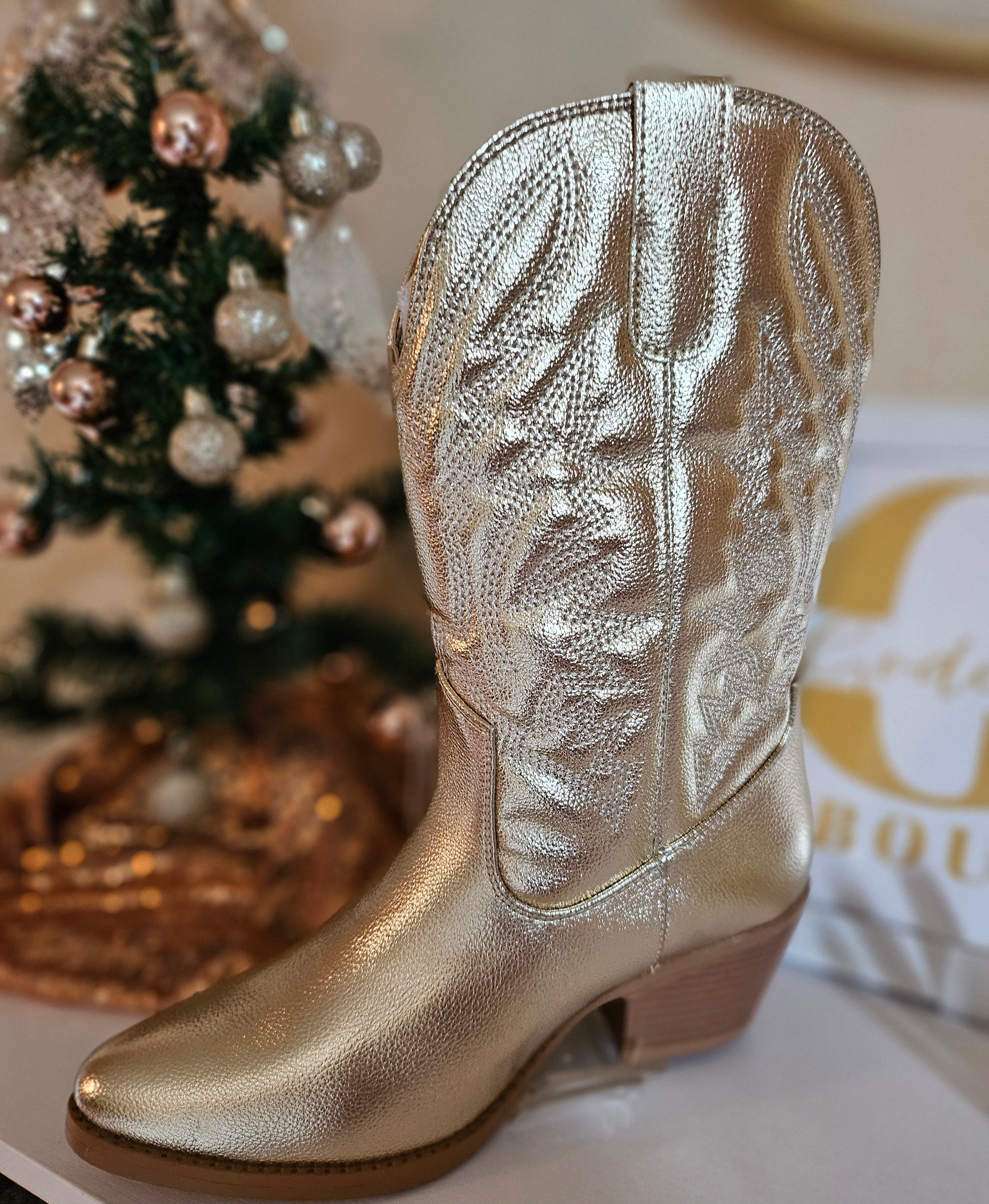 MARYTERE COLLECTIONS:Dolly Gold Boots