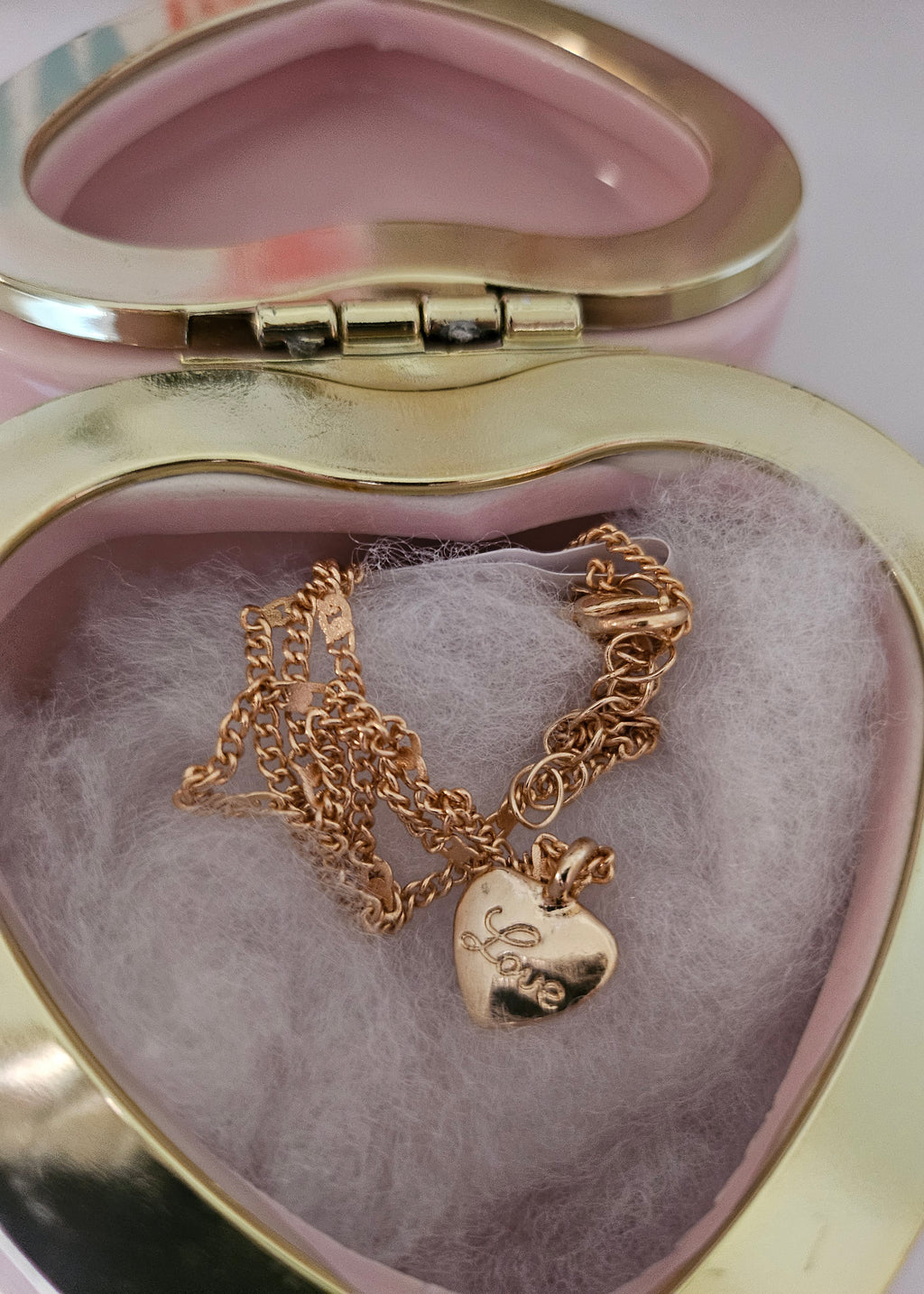 GODESS JEWELS:Love Necklace