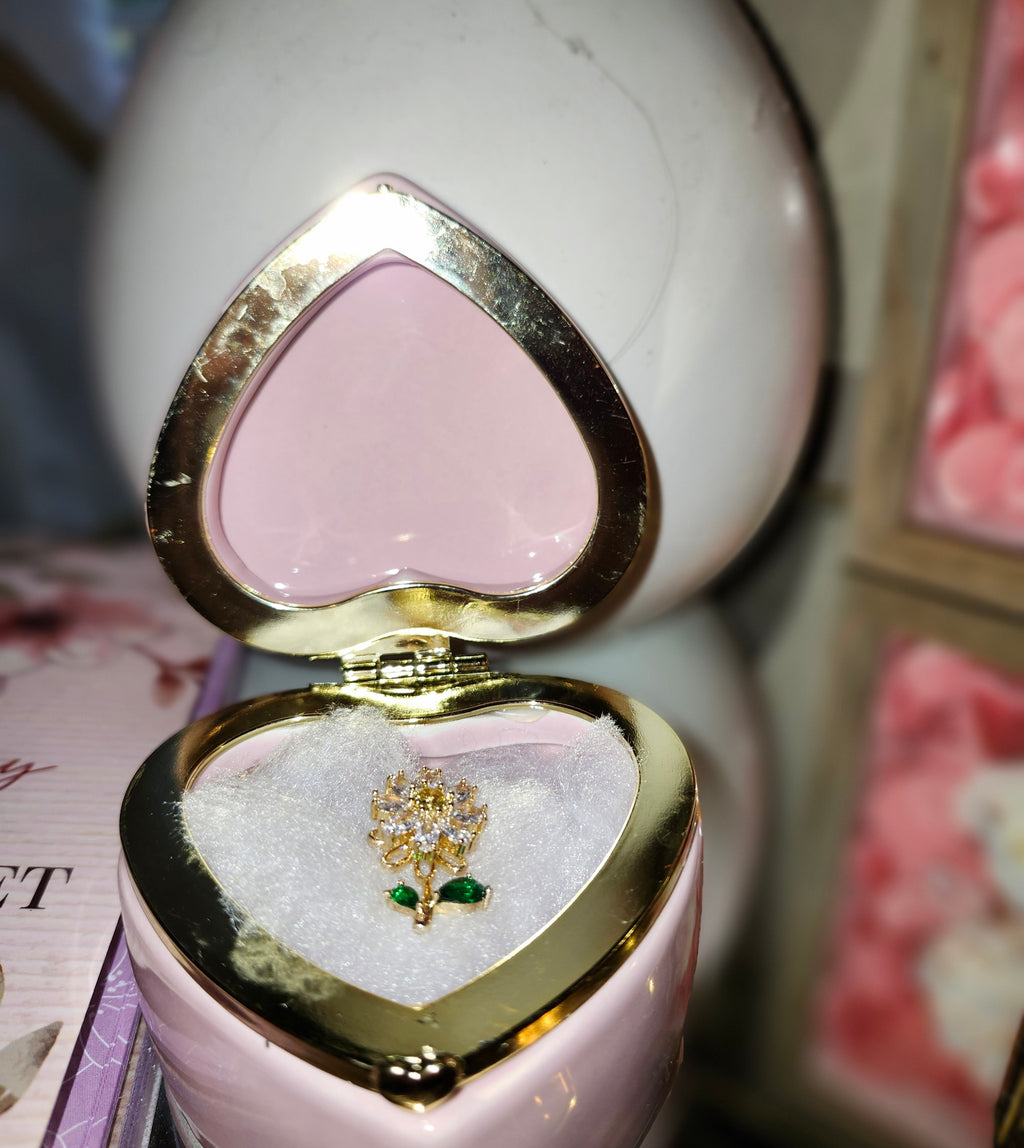 GODESS JEWELS:Flower Necklace