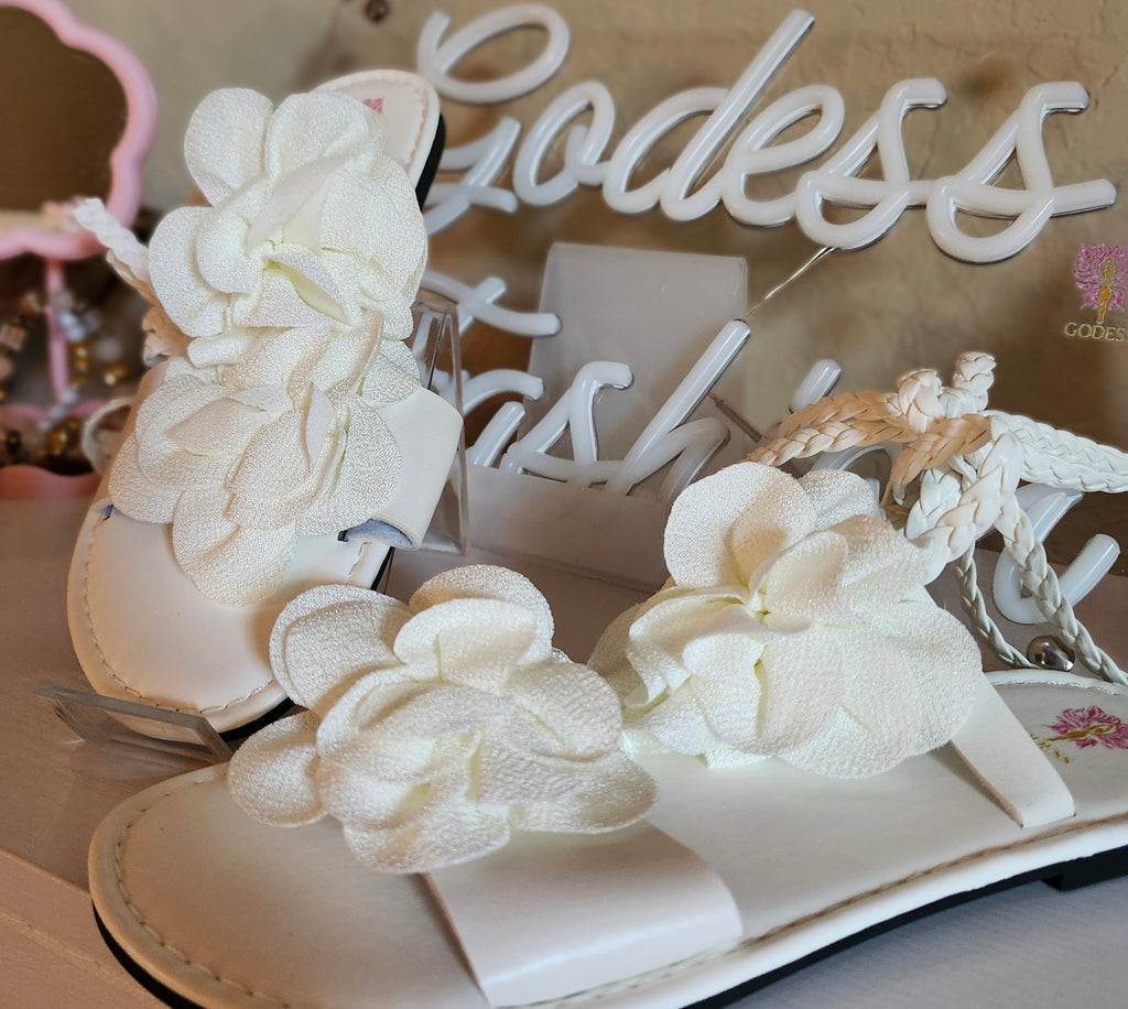 MARYTERE COLLECTIONS:Violetica gladiator sandals