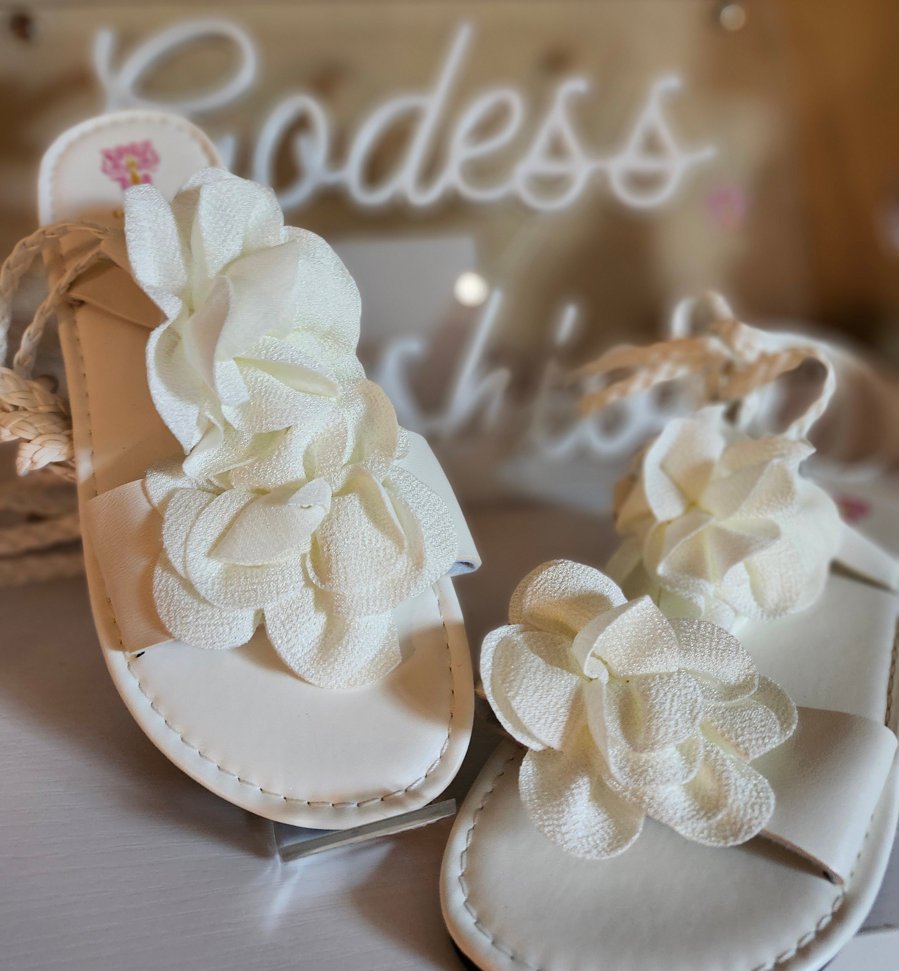 MARYTERE COLLECTIONS:Violetica gladiator sandals