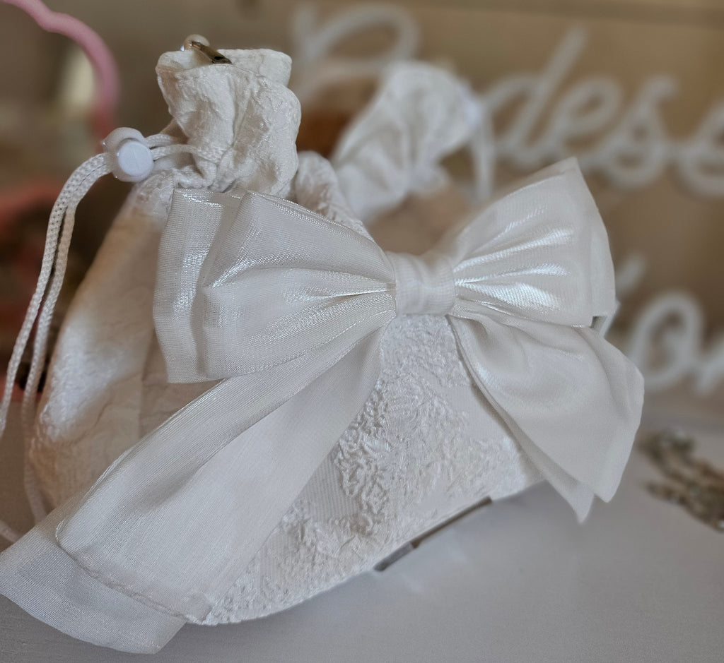 MARYTERE COLLECTIONS:Coquetta Purse