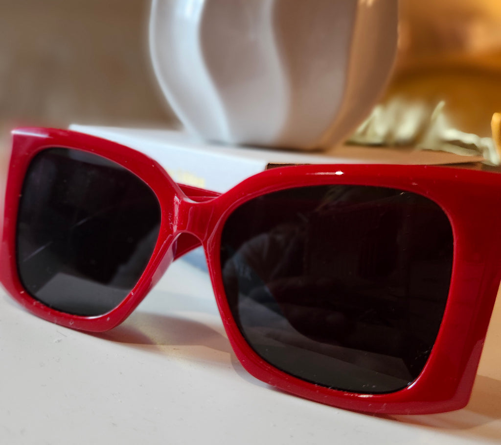 GODESS SUNGLASSES Red Lovers