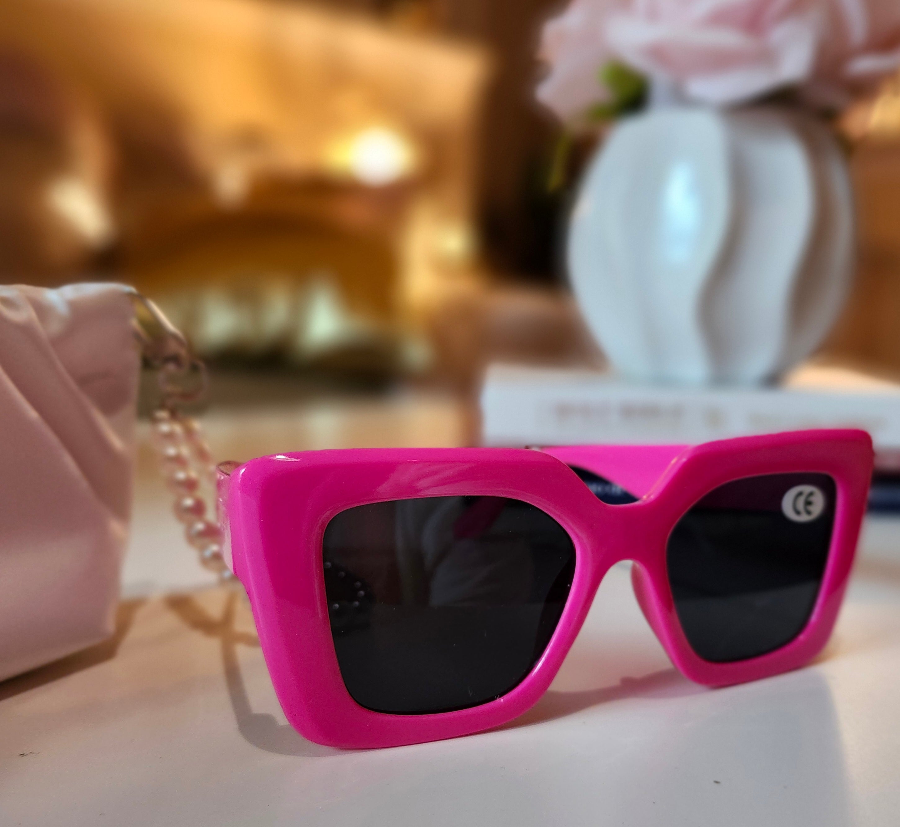 GODESS SUNGLASSES.PINK LOVERS