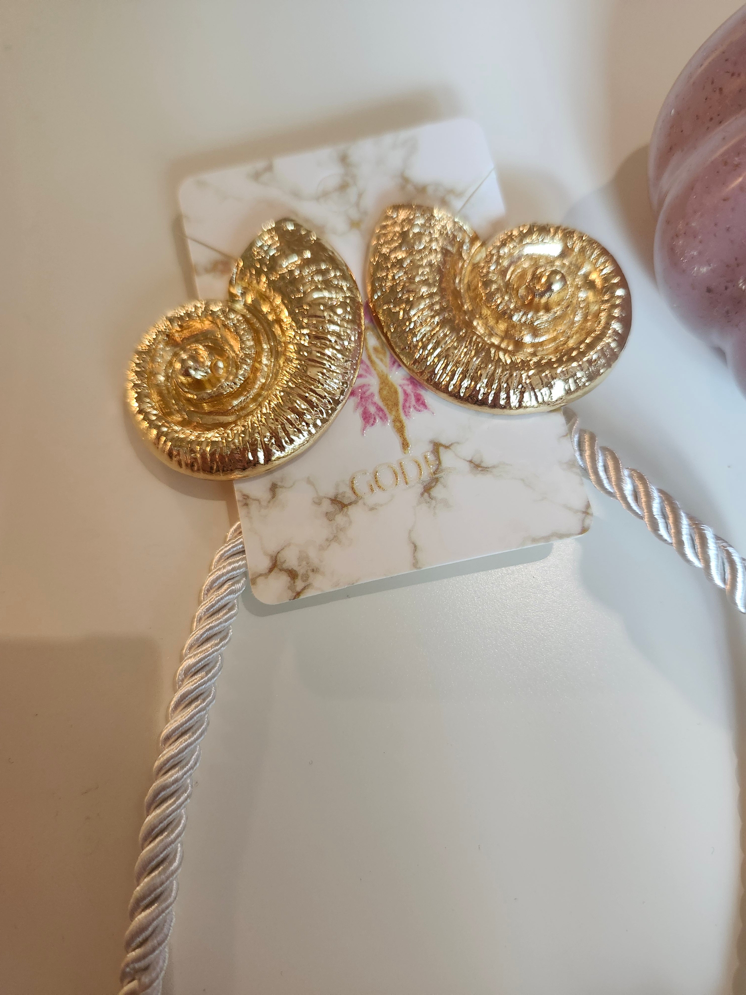 Caracol Necklace Set