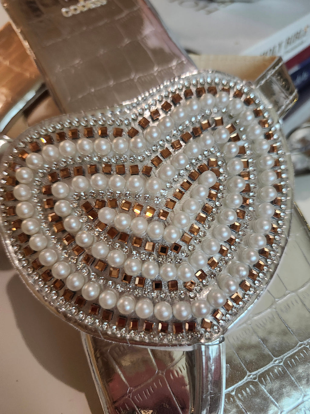 MARITERE COLLECTIONS:Pati Silver Sandals