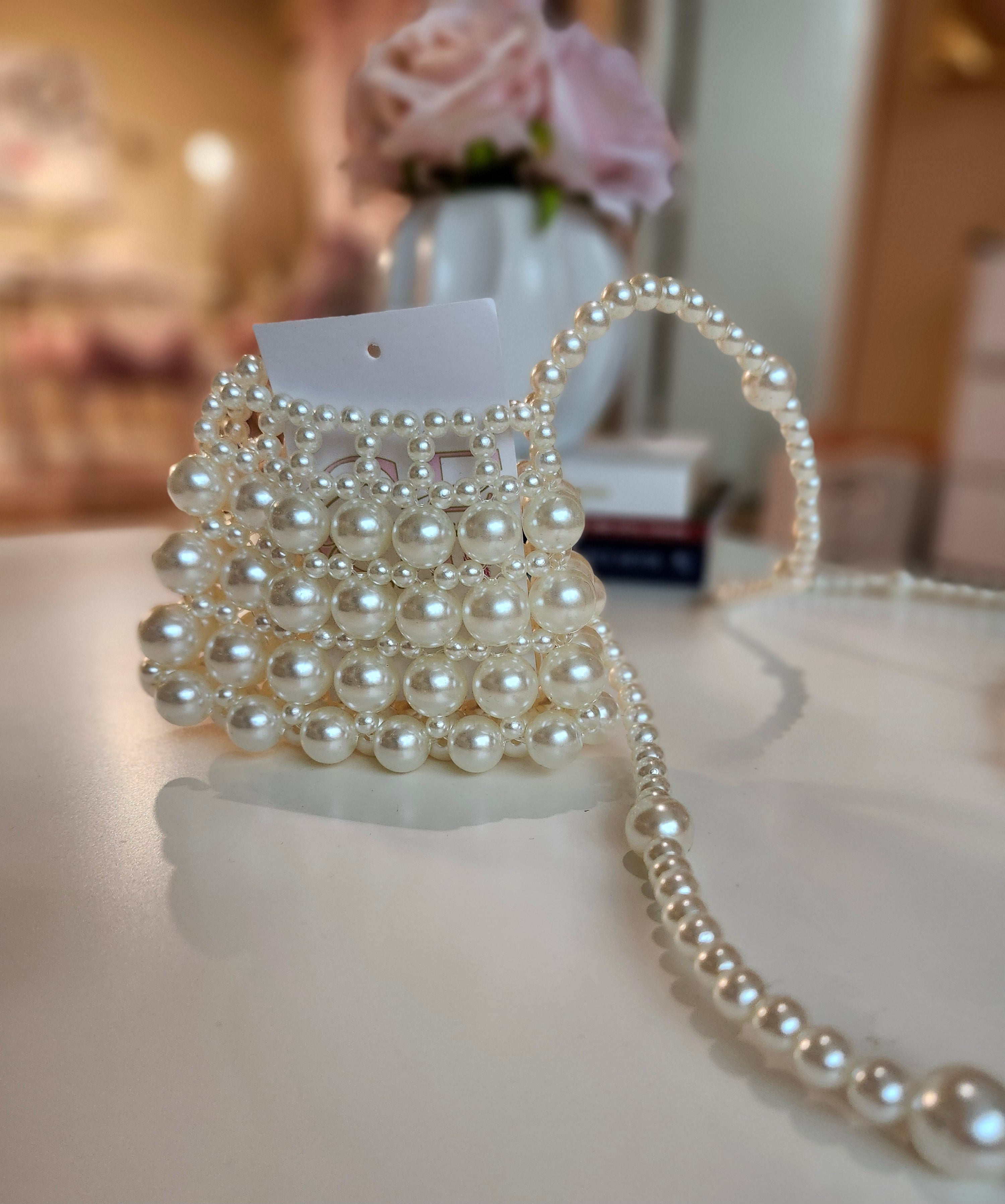 Pearls Crossbody bag