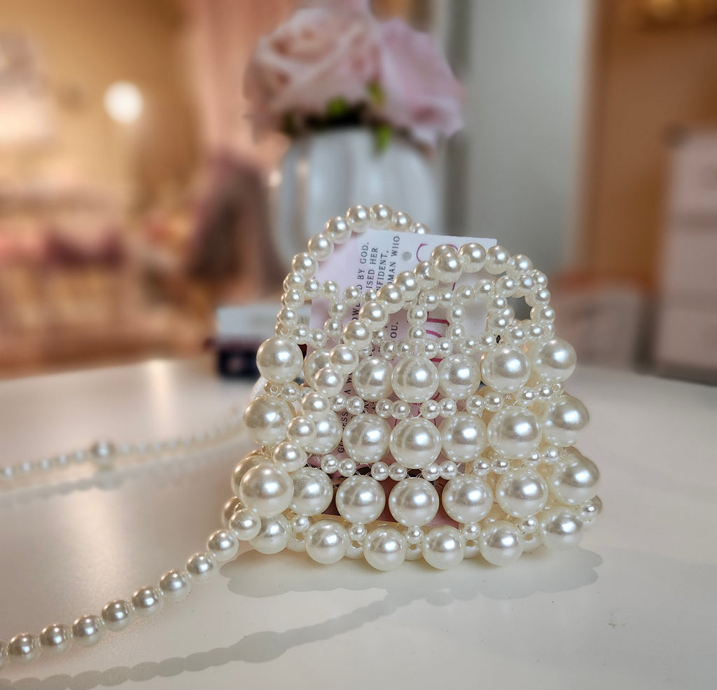 Pearls Crossbody bag