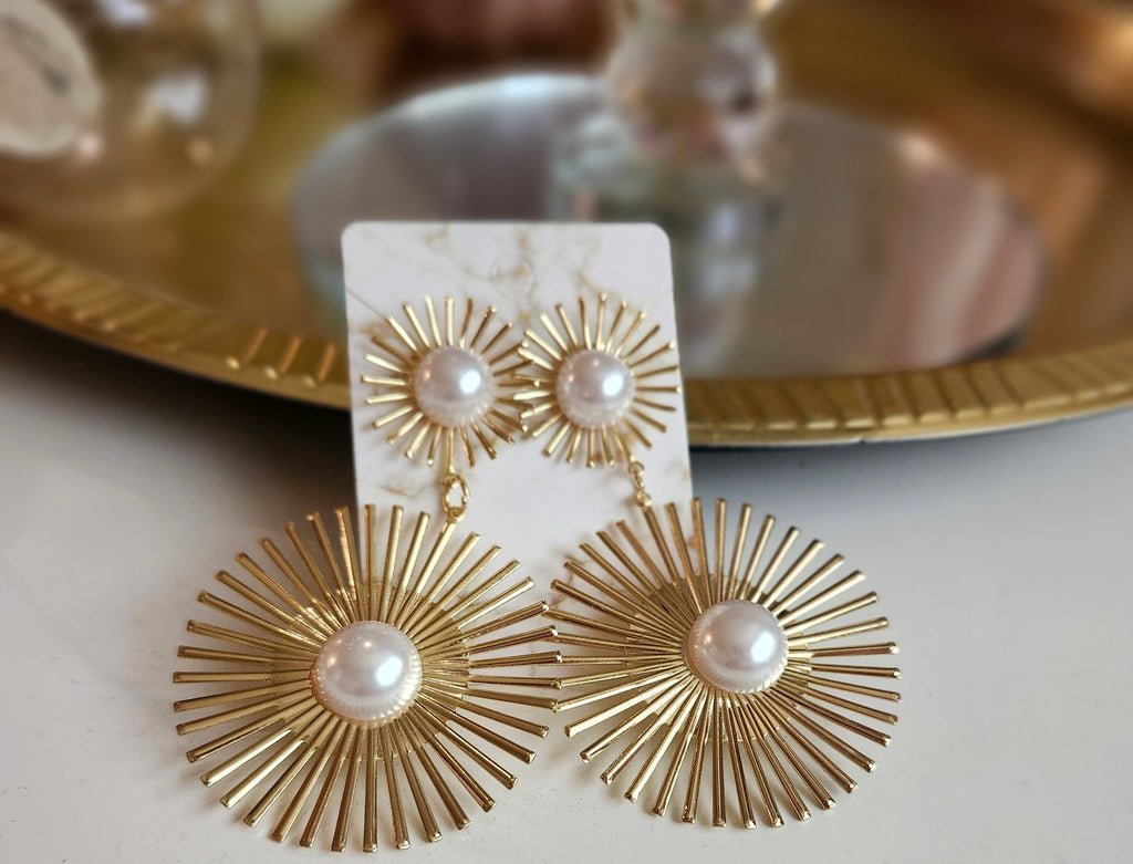 Gold and pearl Earrings