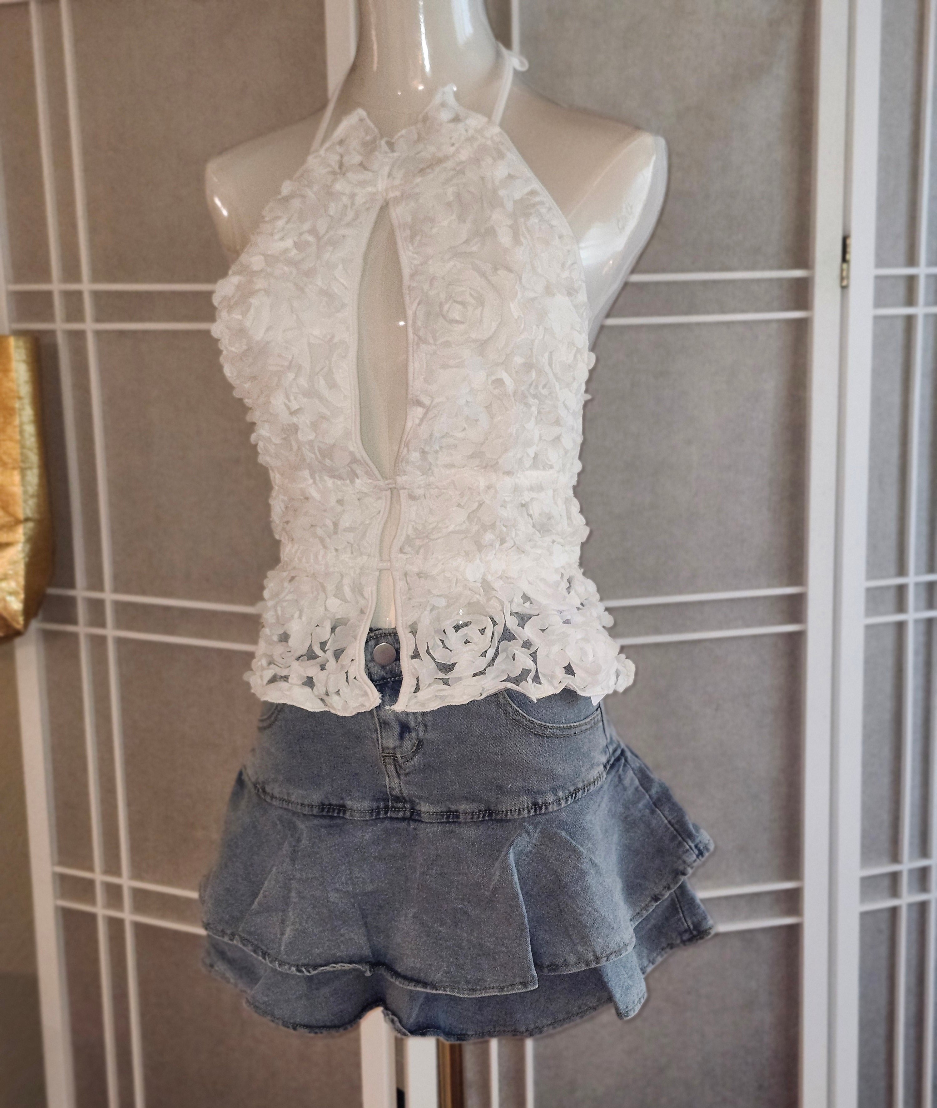 Belky White 3d Flower Top