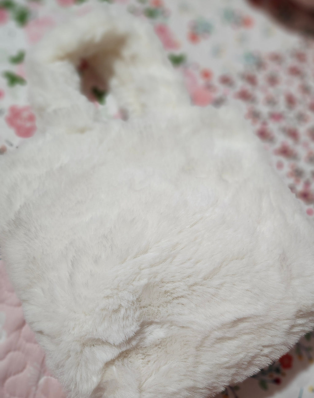 MARYTERE COLLECTIONS:White Bear bag