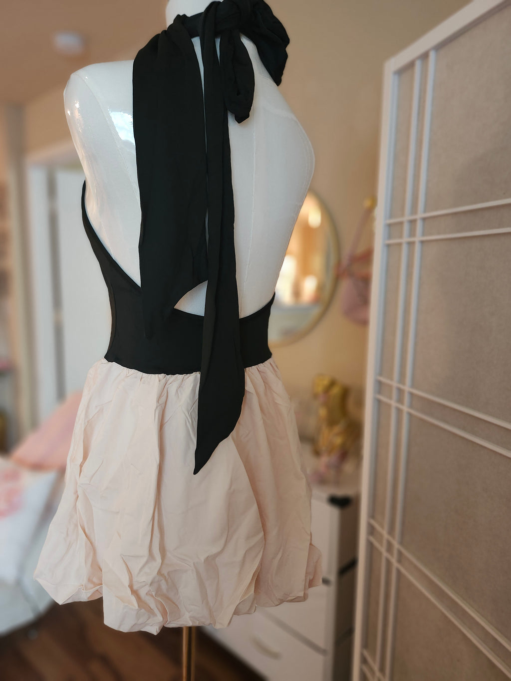 Black sand bubble dress