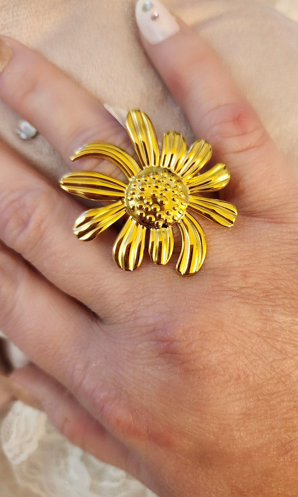 GODESS JEWELS:Flower Ring