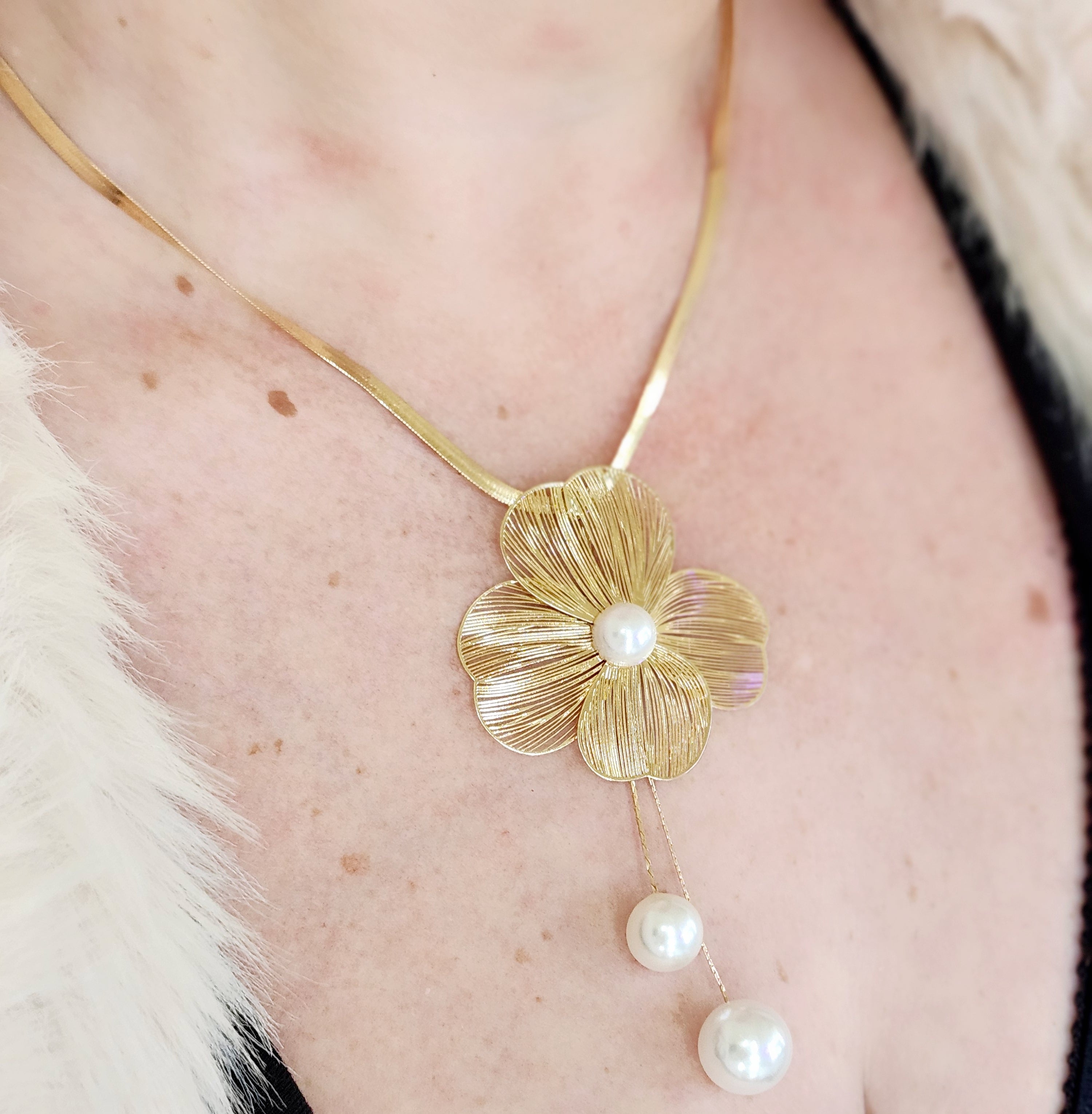 Flowers Necklace set