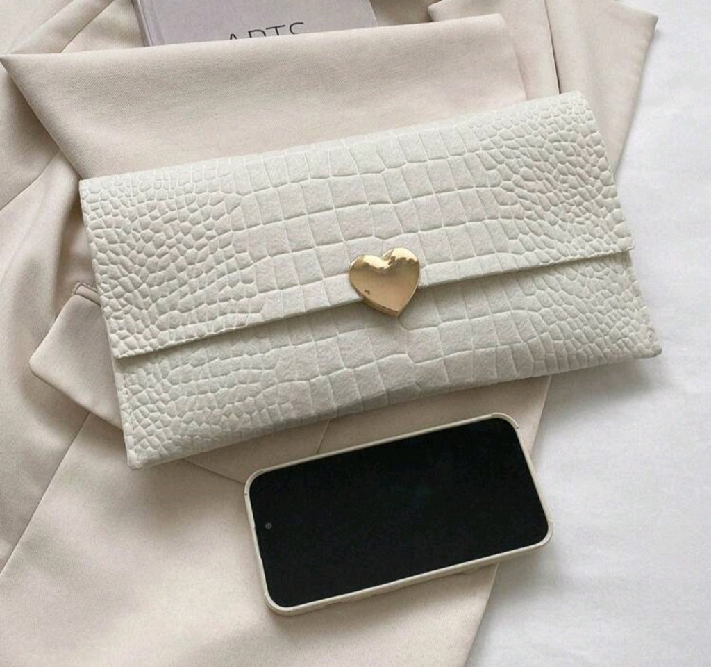 MARYTERE COLLECTION'S:Gold Heart Handbag