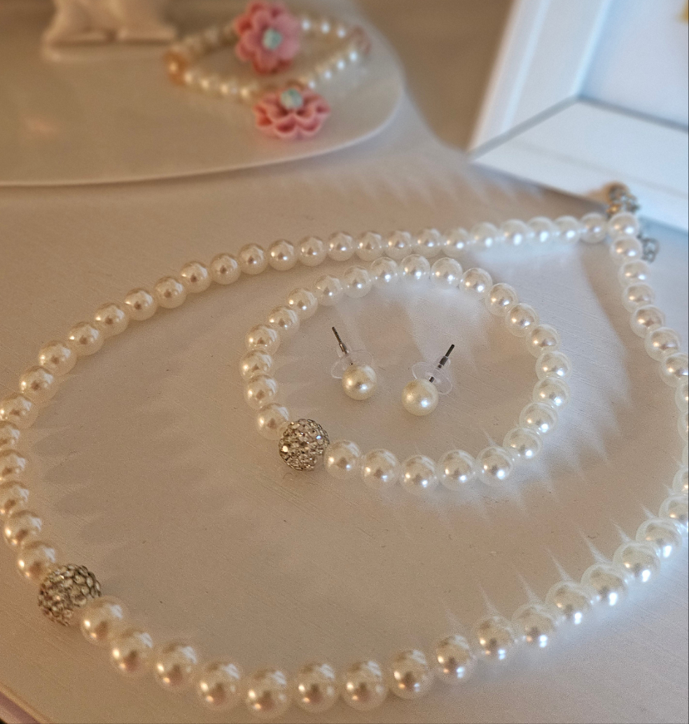 Pearls Necklace set