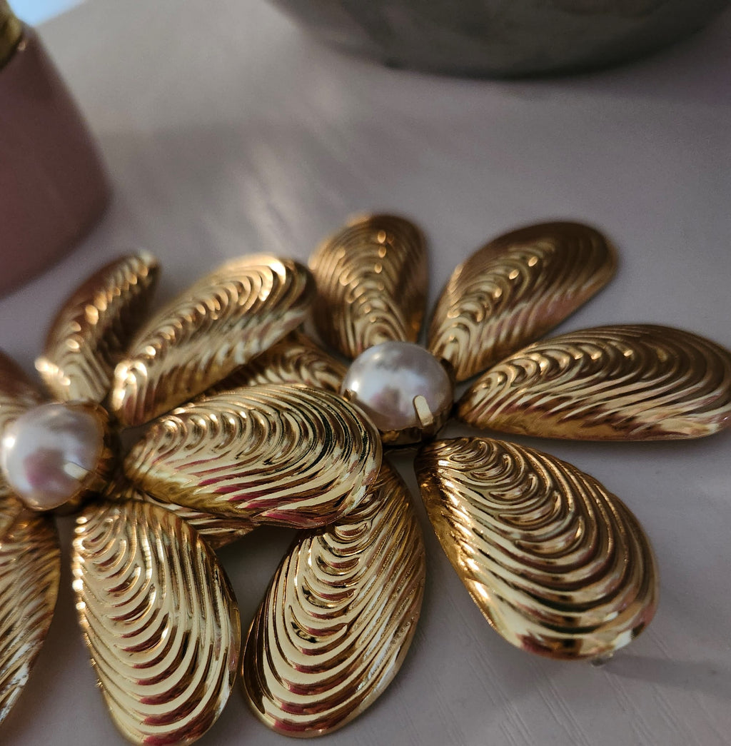 Big Flowers Earrings