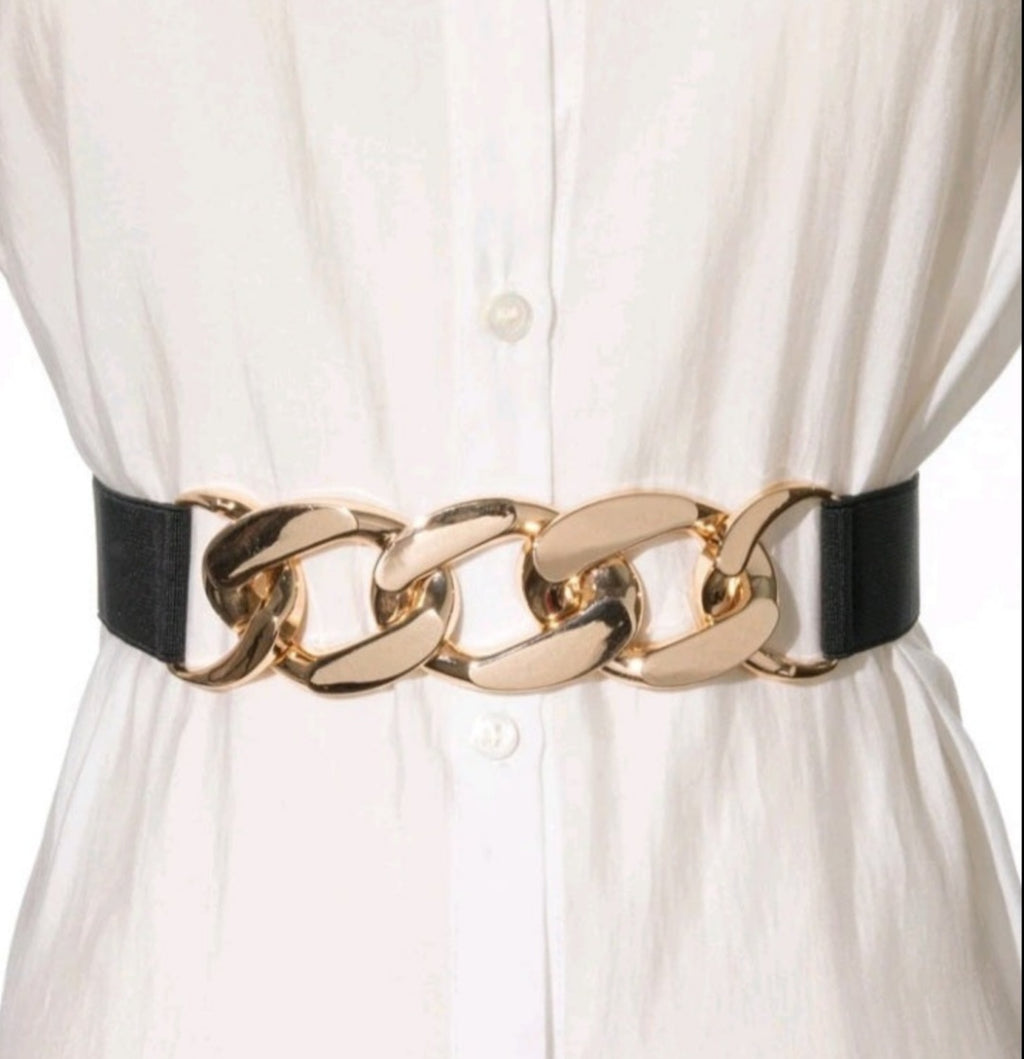 Cinturon negro y cadena