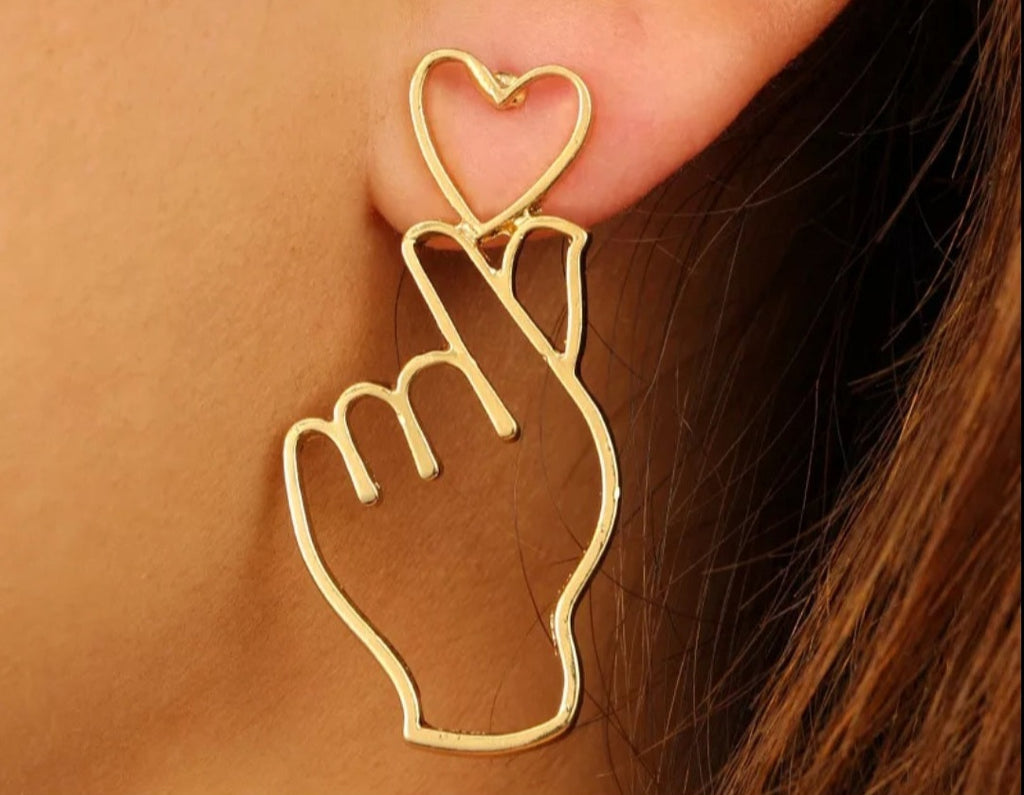 Touch heart earrings