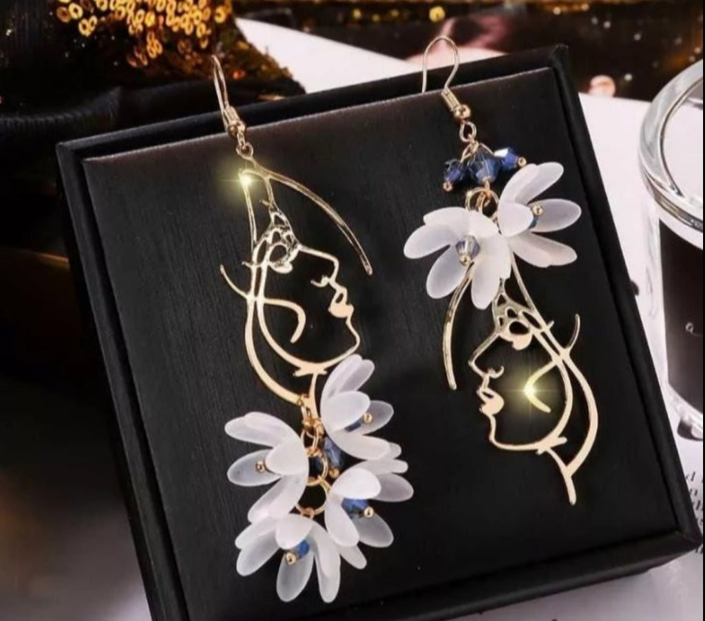 Ella Earrings