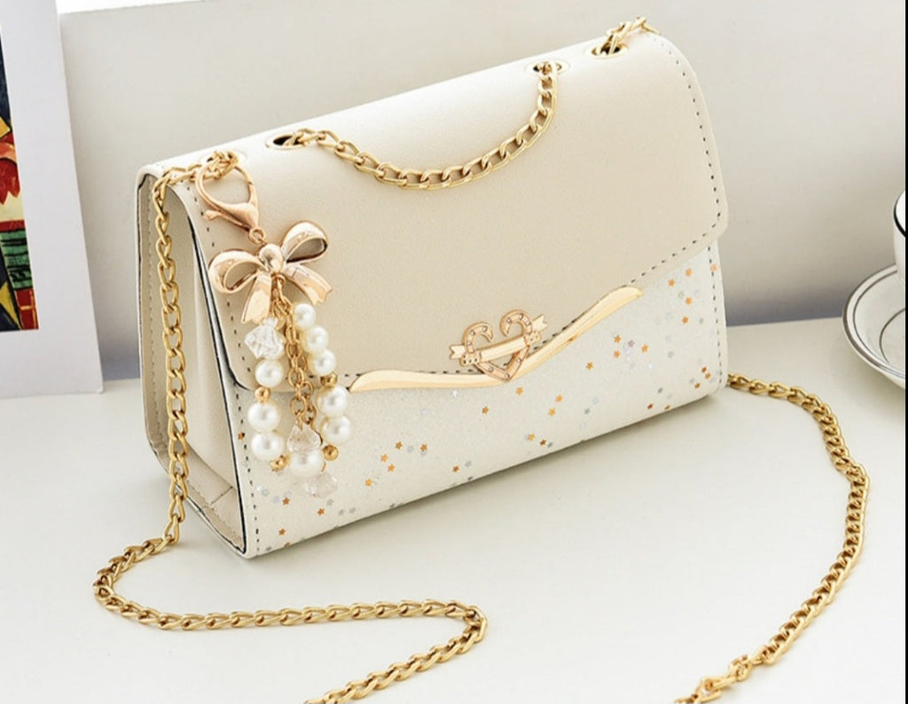 MARYTERE COLLECTIONS:Esperanza stars Crossbody