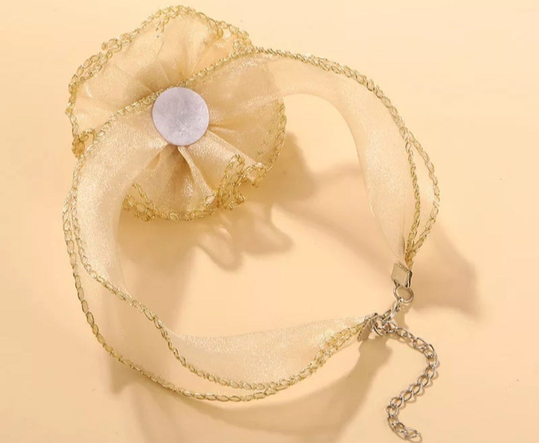 NATALIE FLOWER NECKLACE