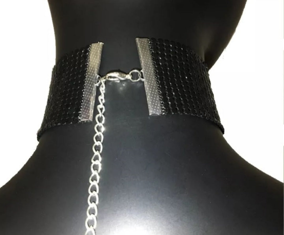 Night time Choker