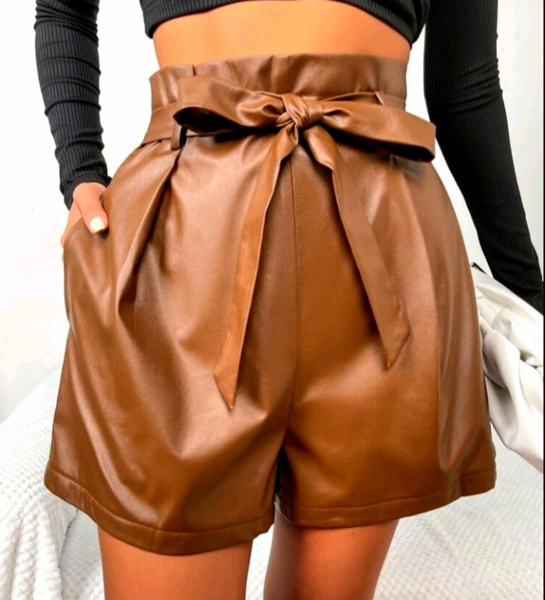 Coffee leather Short