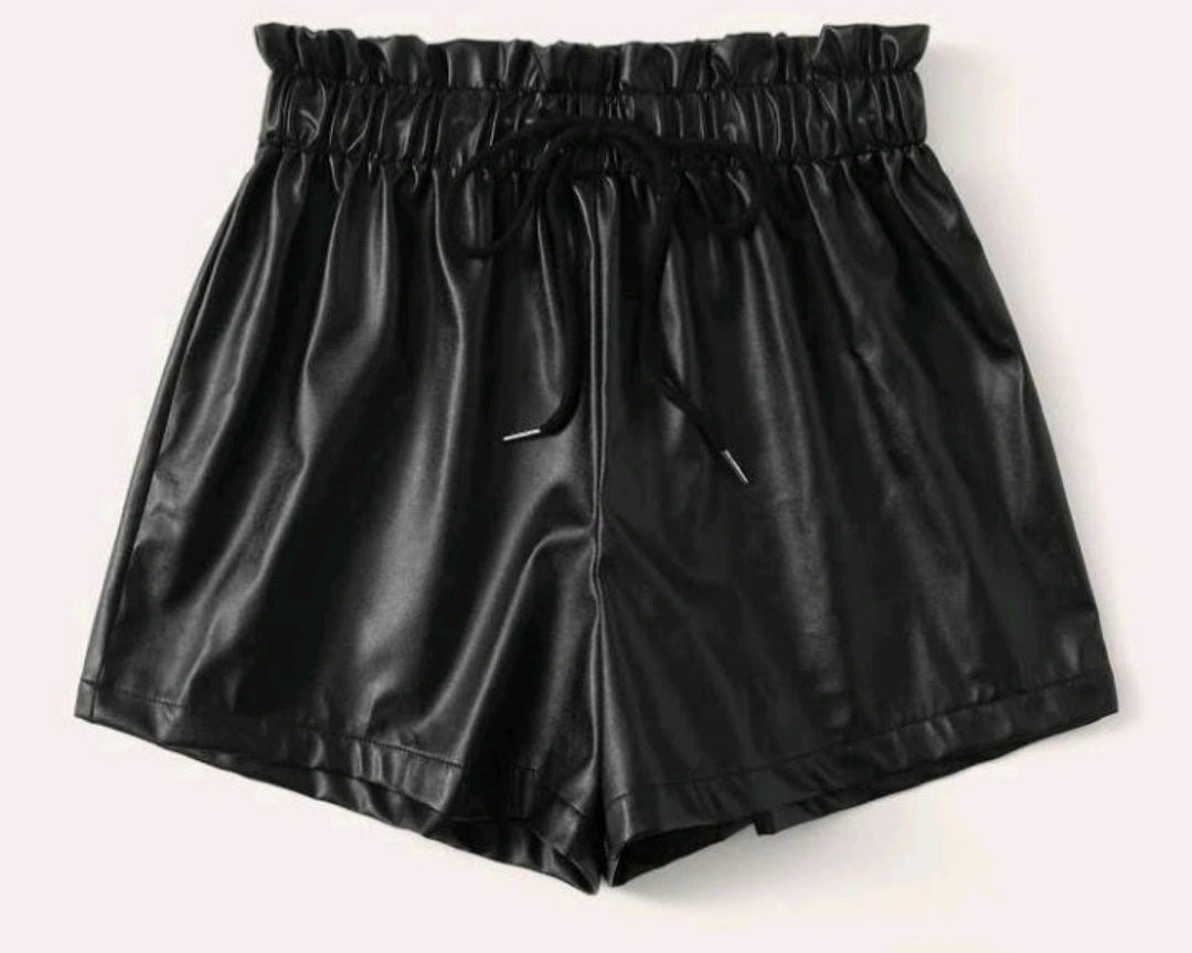 Mariela leather short pant