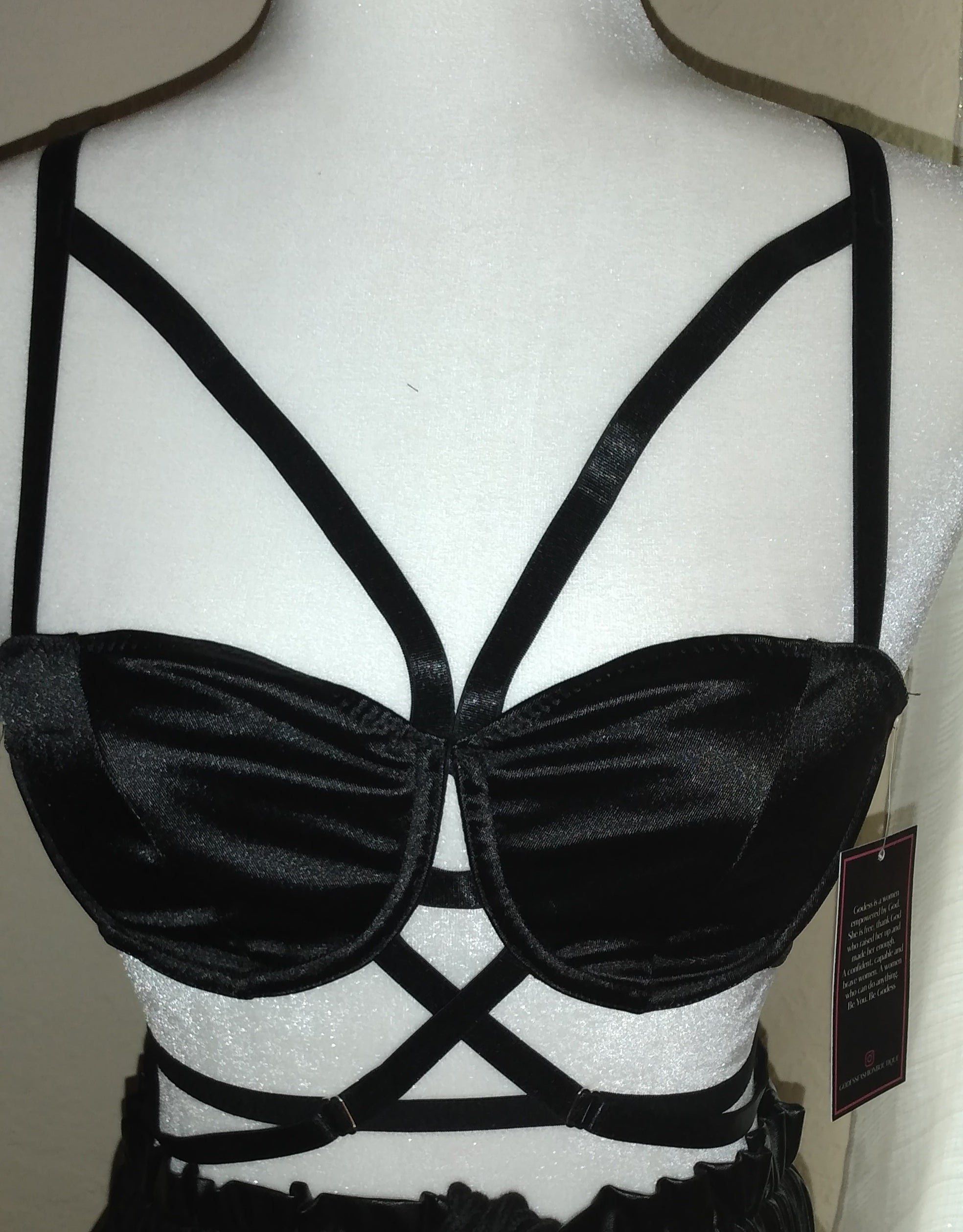 Virginia Black Brallette