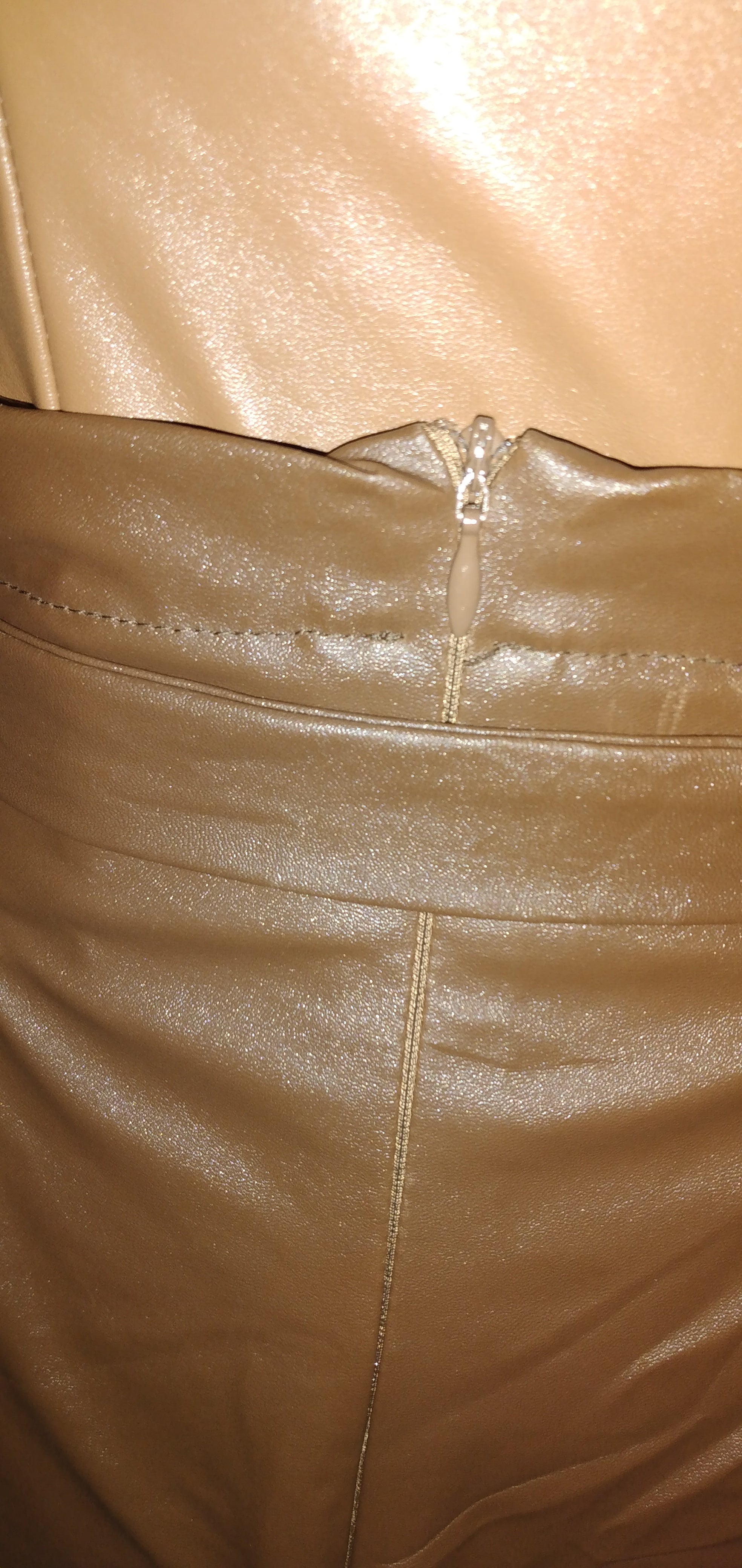 Coffee leather Short