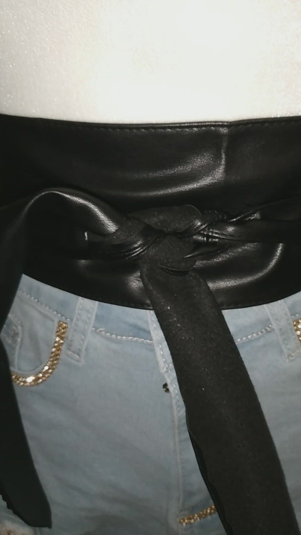 Cuerina belt